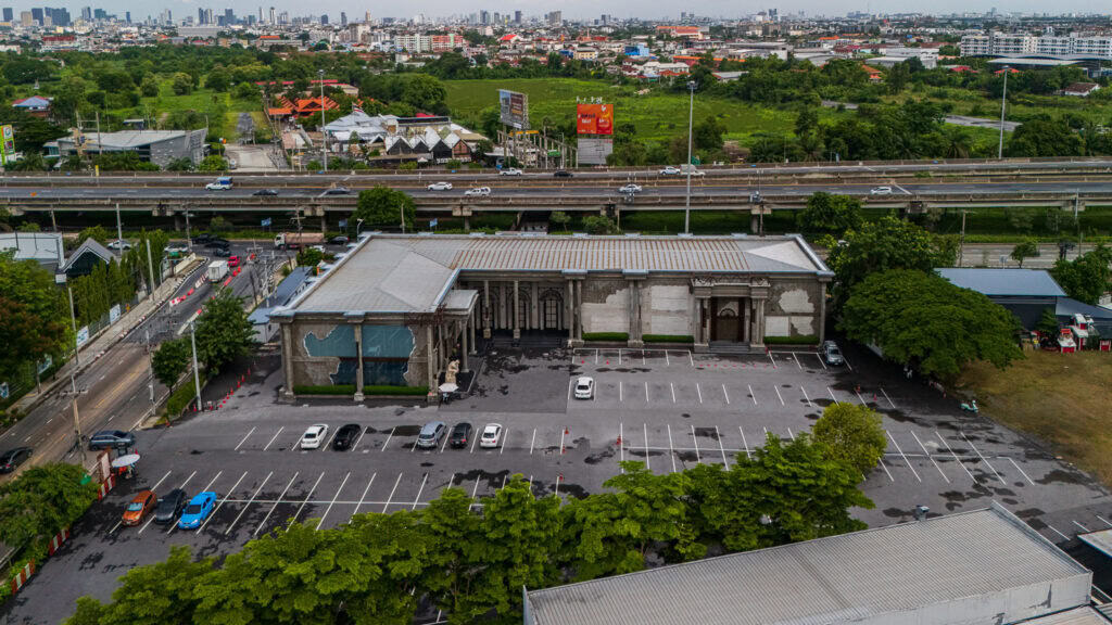 Aerial view of a large-scale event venue with expansive parking area, ideal for corporate events, product launches, and brand activations in Bangkok