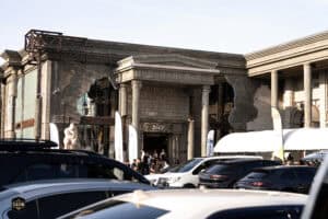 ร้านกาแฟ Davin Cafe สไตล์โมเดิร์นในงานอีเวนต์ The First Ultimate เที่ยวสุดโลก 2025.