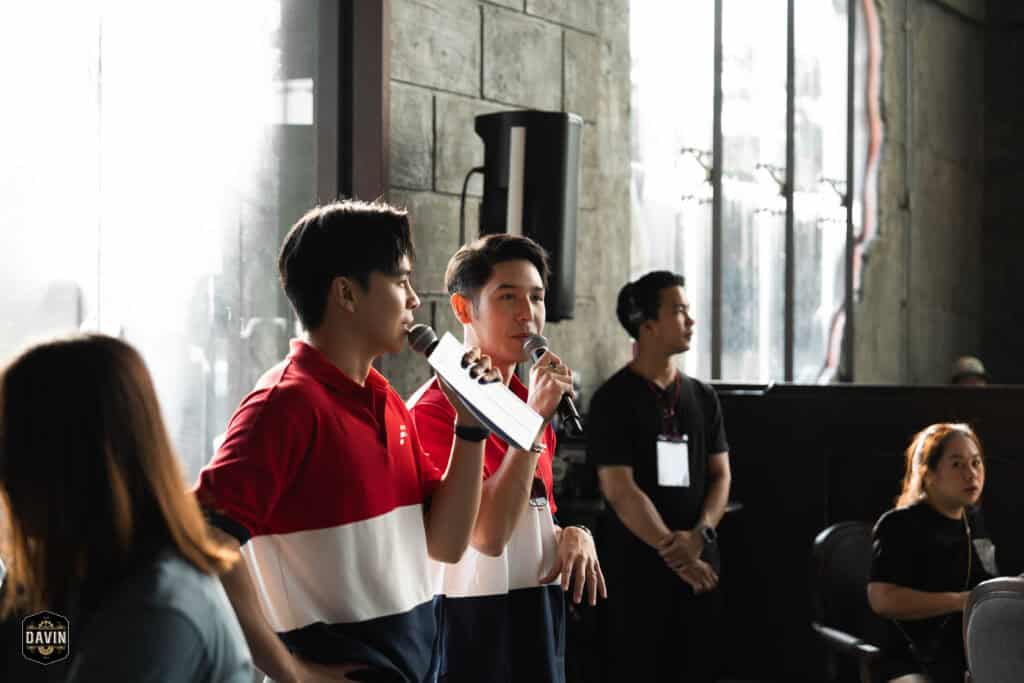 ดาราและผู้เข้าร่วมงานสัมมนาในงานอีเวนต์ Amarin TV เมื่อ 17 พฤษภาคม 2025 ที่ Davin Cafe.