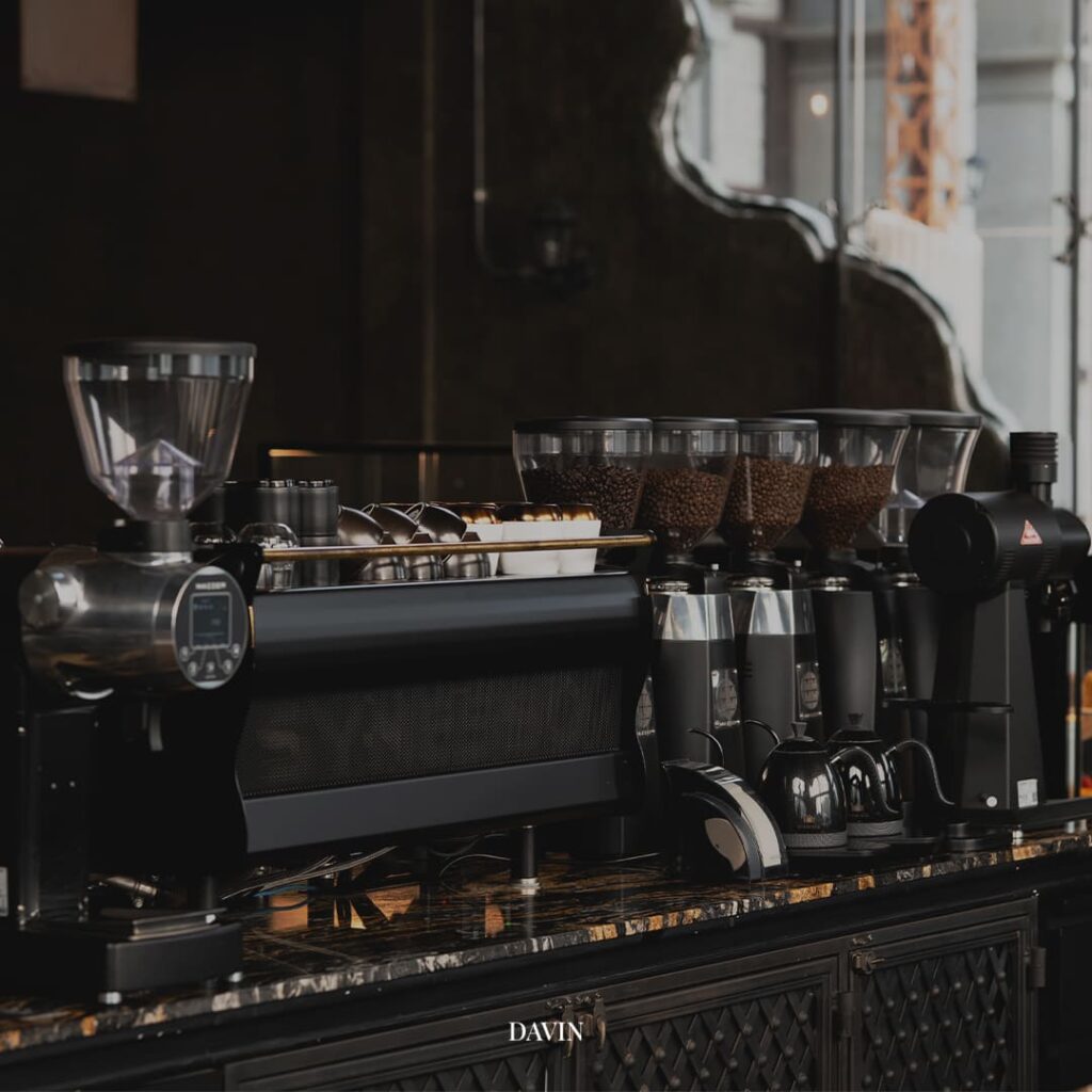 Professional Espresso coffee bar and premium brewing equipment at DAVIN CAFE Bangkok, a specialty coffee destination for espresso lovers seeking high quality coffee experience in Bangkok