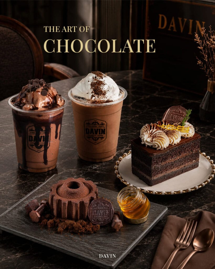 Signature Chocolate Collection at DAVIN CAFE in Bangkok featuring premium Chocolate drinks, rich Chocolate cake, and handcrafted desserts, creating an exceptional Chocolate experience for dessert lovers and café enthusiasts.
