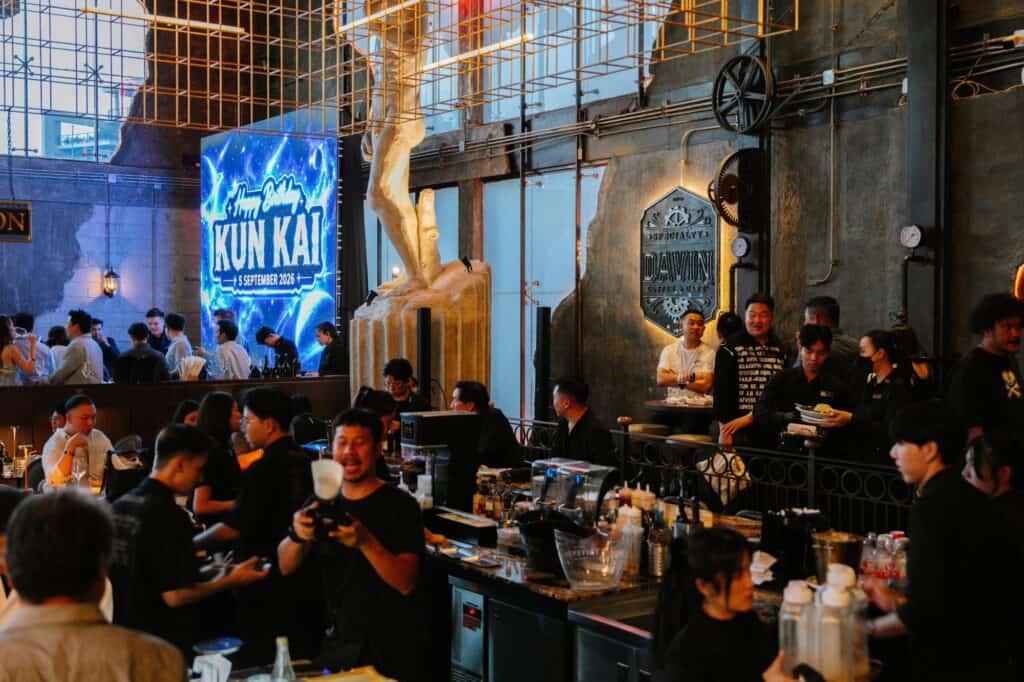 Private Party atmosphere at DAVIN CAFE with a stylish space for private celebrations and events